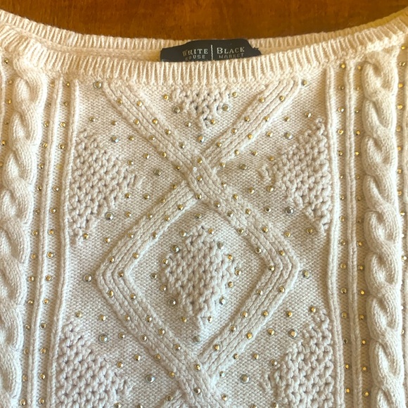 White House Black Market M white sweater w/ sparking details - Picture 3 of 7